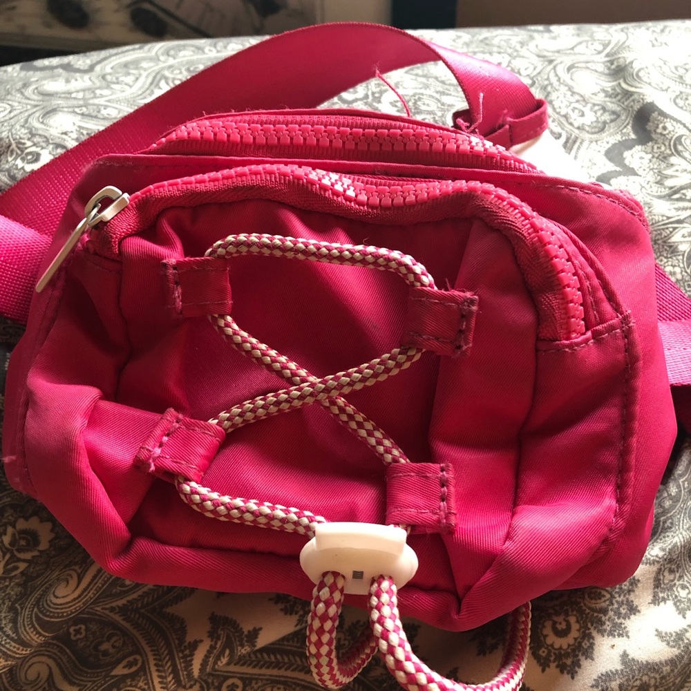 Hip pack (fanny pick)